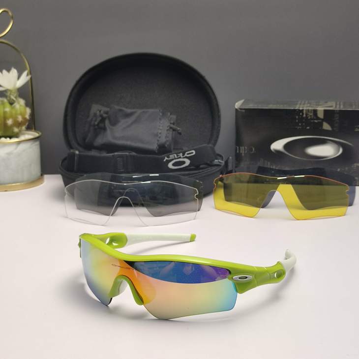 Picture of Oakley Sunglasses _SKUfw66124395fw